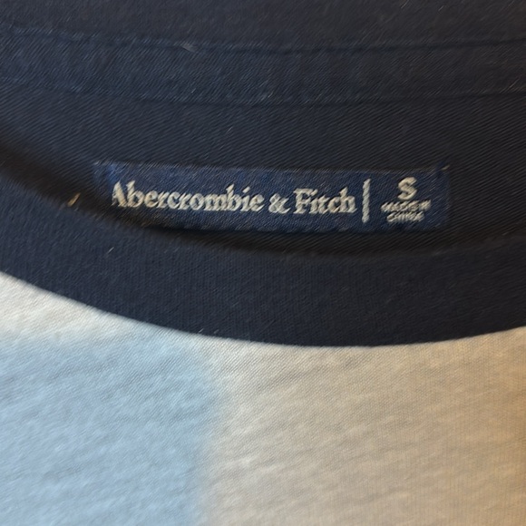 Abercrombie & Fitch long sleeve top - Picture 5 of 5